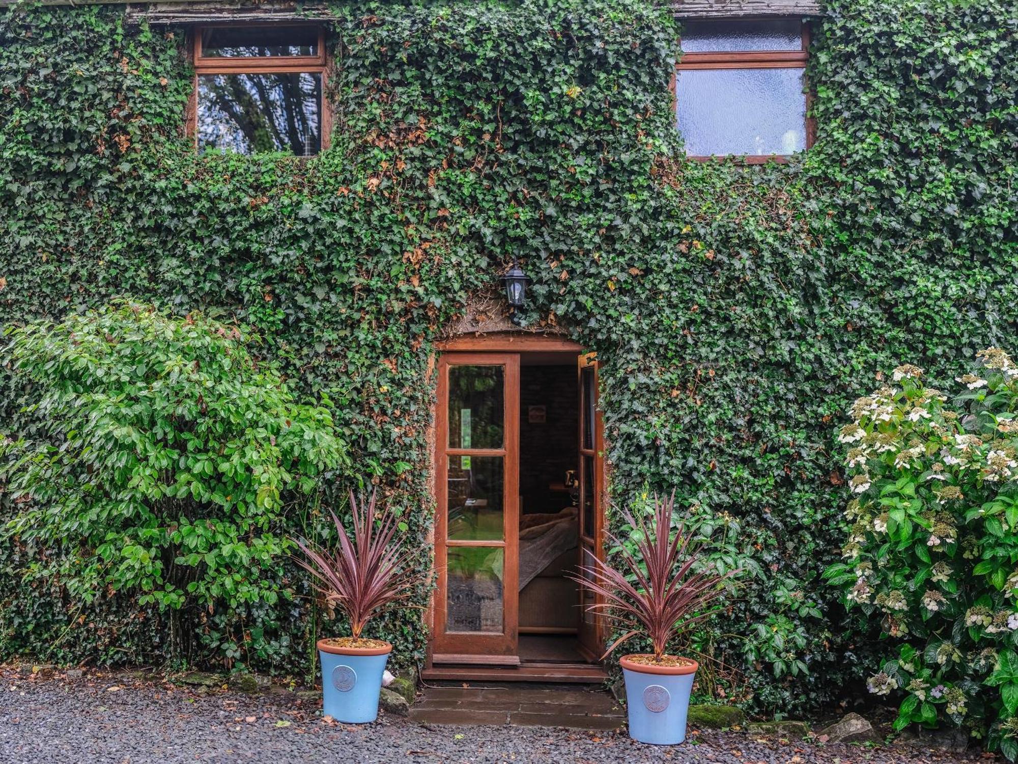 Villa Greig House Farm Llangattock Lingoed Esterno foto